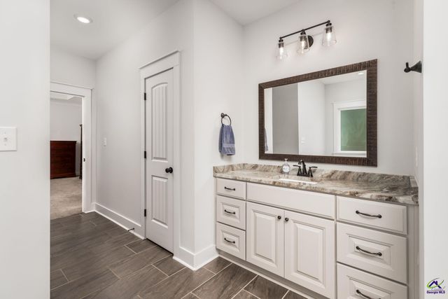 400 Rustic Live Oak Trail, Bonaire, GA 31005