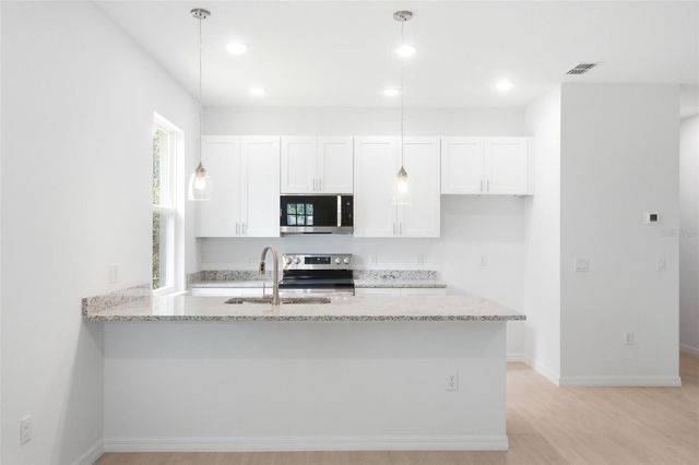 67 GLOVER STREET, Eustis, FL 32726
