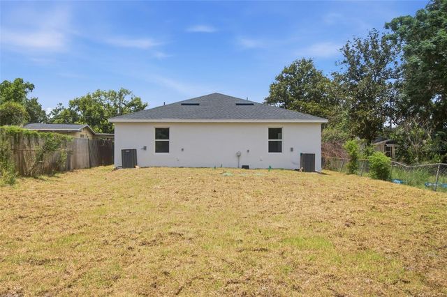 67 GLOVER STREET, Eustis, FL 32726