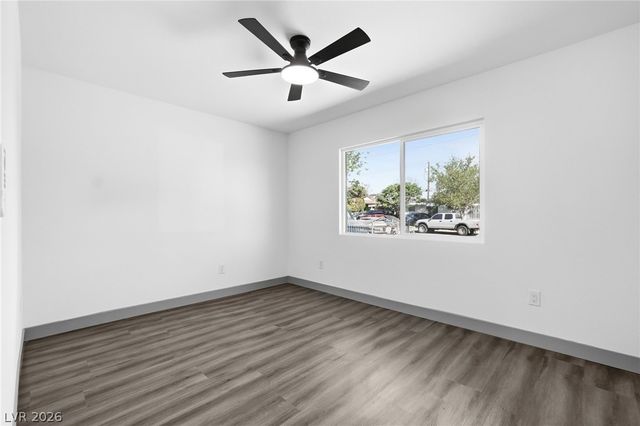 2008 Hassett Avenue, Las Vegas, NV 89104