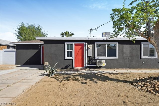 2008 Hassett Avenue, Las Vegas, NV 89104