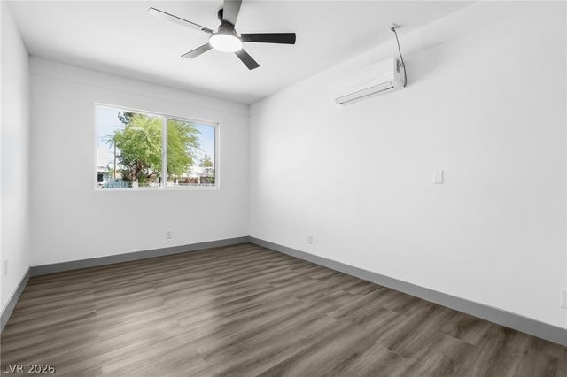 2008 Hassett Avenue, Las Vegas, NV 89104