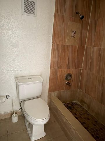 2035 NW 46th Ave D103, Lauderhill, FL 33313