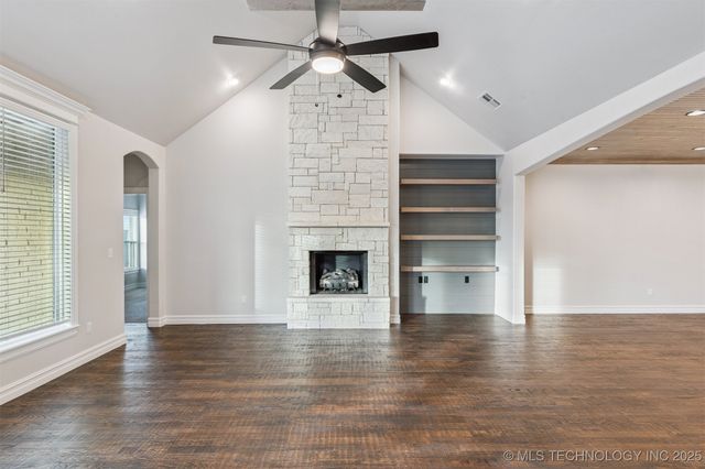 712 E 149th Street S, Glenpool, OK 74033