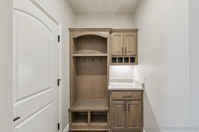 712 E 149th Street S, Glenpool, OK 74033