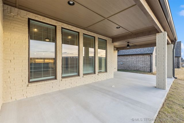 712 E 149th Street S, Glenpool, OK 74033