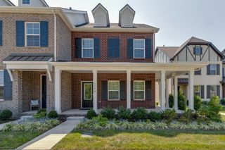 1729 Old Drakes Creek Rd, Hendersonville, TN 37075