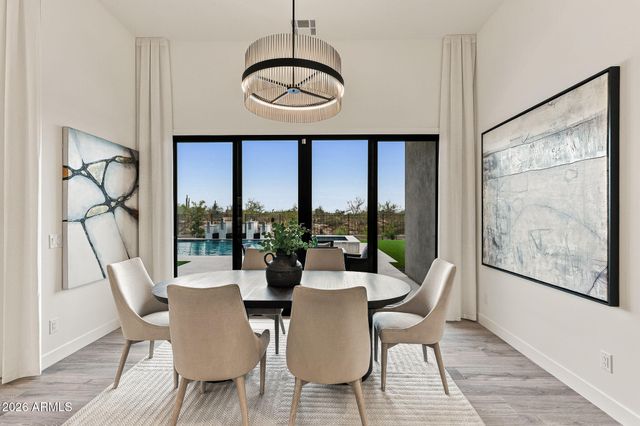 1708 E CREEK CANYON Road, Phoenix, AZ 85086