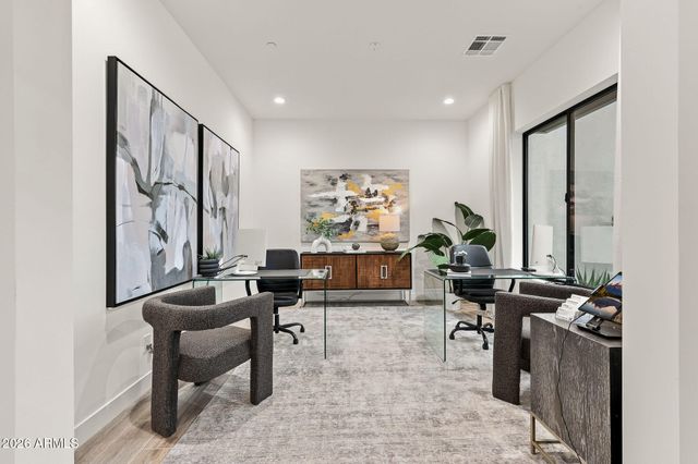 1708 E CREEK CANYON Road, Phoenix, AZ 85086