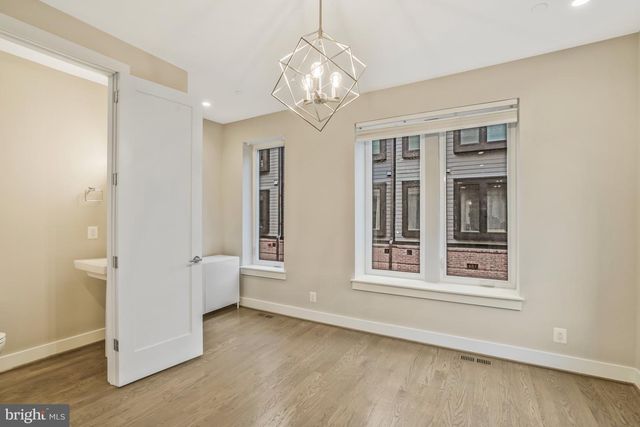 601 N HENRY ST, Alexandria, VA 22314