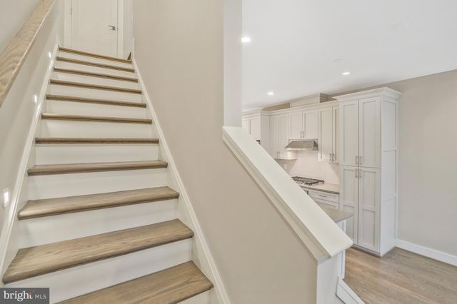 601 N HENRY ST, Alexandria, VA 22314