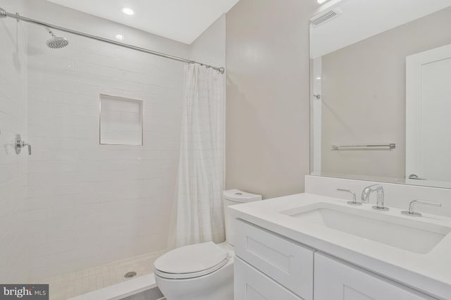 601 N HENRY ST, Alexandria, VA 22314