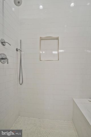 601 N HENRY ST, Alexandria, VA 22314