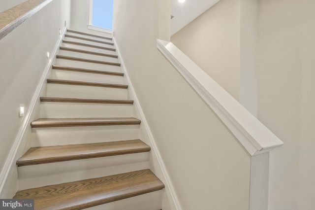 601 N HENRY ST, Alexandria, VA 22314