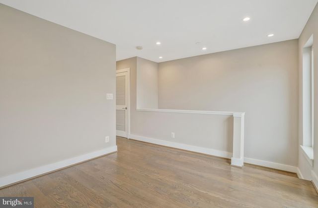 601 N HENRY ST, Alexandria, VA 22314