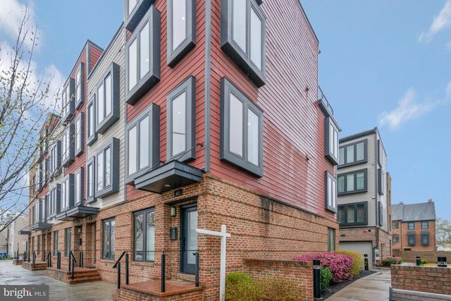 601 N HENRY ST, Alexandria, VA 22314