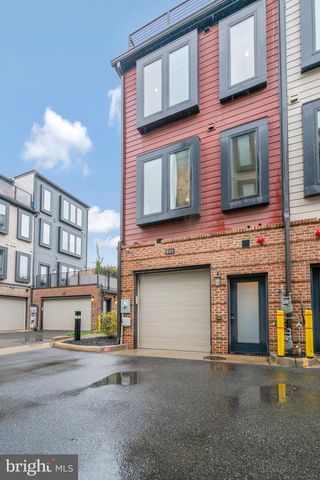 601 N HENRY ST, Alexandria, VA 22314