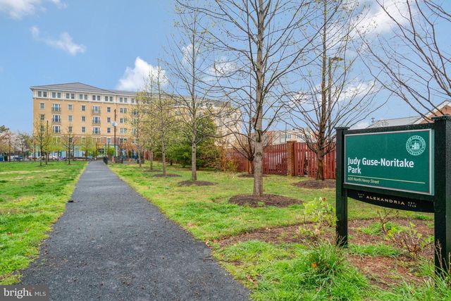 601 N HENRY ST, Alexandria, VA 22314