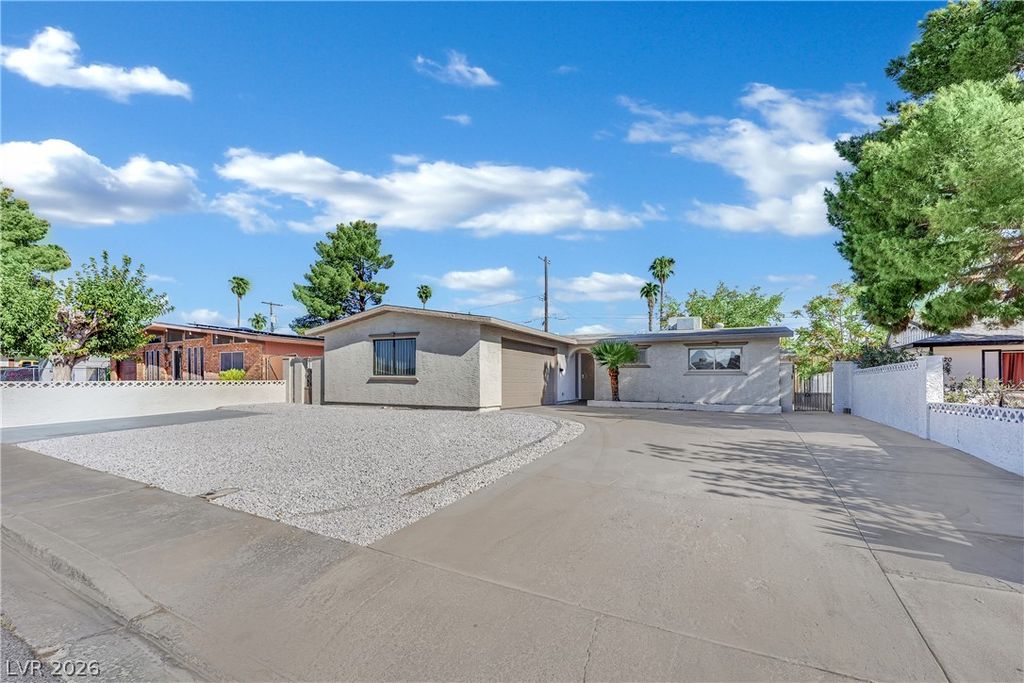 324 Duke Avenue, North Las Vegas, NV 89030 — photo 2
