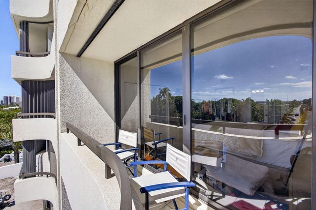 4100 N Ocean Drive 304, Riviera Beach, FL 33404