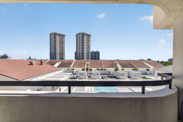 4100 N Ocean Drive 304, Riviera Beach, FL 33404