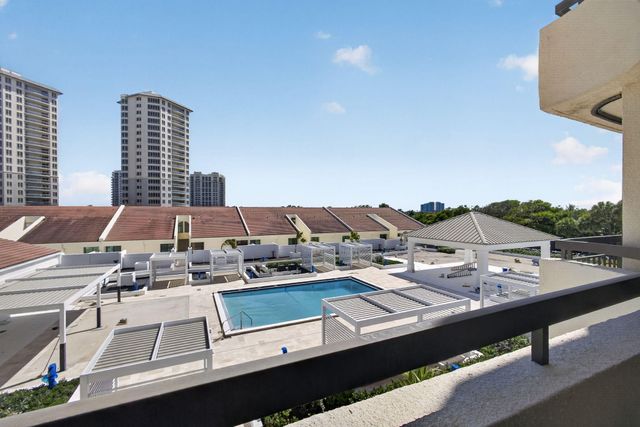 4100 N Ocean Drive 304, Riviera Beach, FL 33404