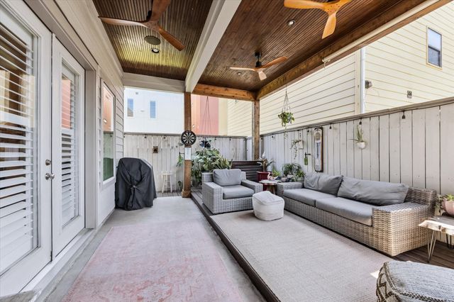 4415 Marina Street, Houston, TX 77007