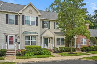 38 Azimuth Court 128, Holmdel, NJ 07733
