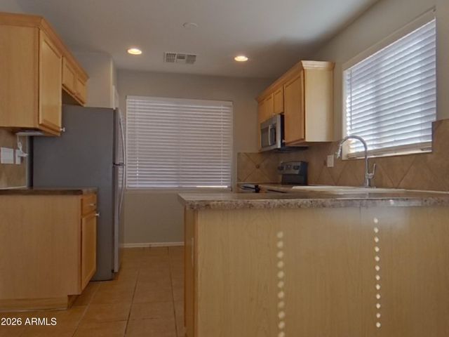 25841 W VALLEY VIEW Drive, Buckeye, AZ 85326