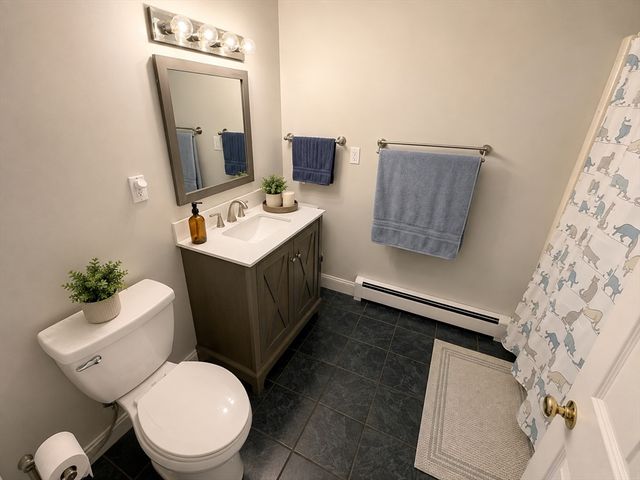 58 Oak St 58, Winchester, MA 01890