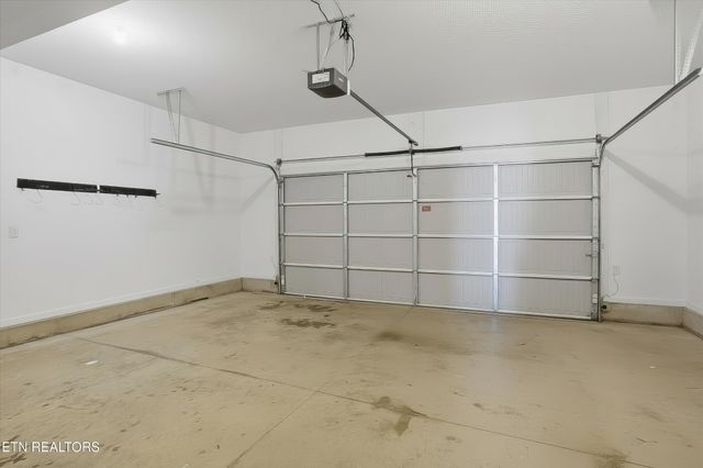 2553 Windjammer Lane, Knoxville, TN 37932