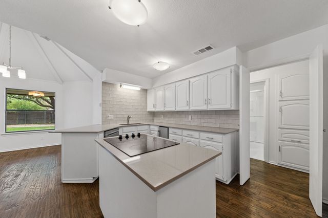 206 Carnoustie Drive, Trophy Club, TX 76262