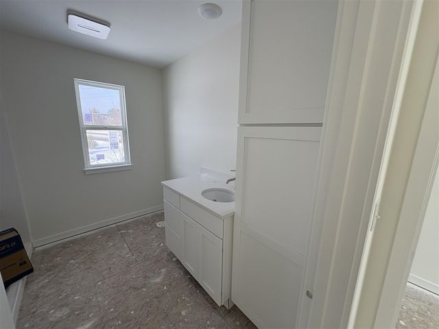 2817 Foxglove Lane, Kentwood, MI 49512