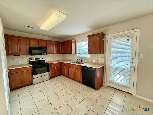 558 Briggs Drive, New Braunfels, TX 78130