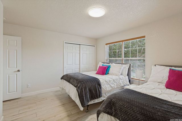 602 Barrow Peak, San Antonio, TX 78251