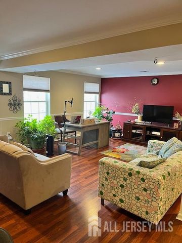102 somerset Court, South Brunswick, NJ 08540