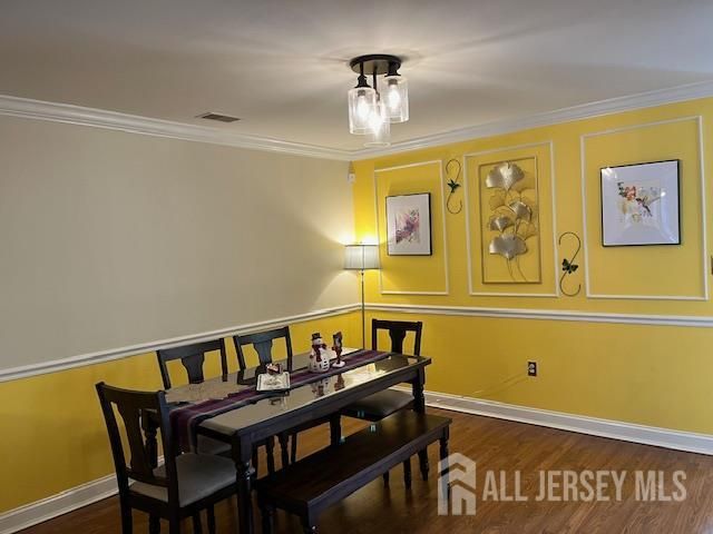 102 somerset Court, South Brunswick, NJ 08540