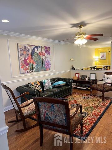 102 somerset Court, South Brunswick, NJ 08540