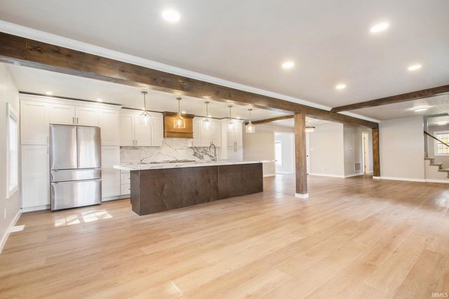 62583 Orange Road, South Bend, IN 46614