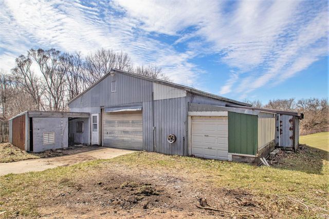 62583 Orange Road, South Bend, IN 46614