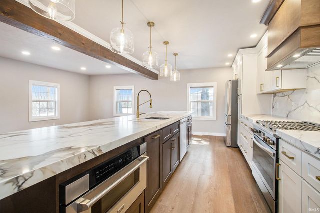 62583 Orange Road, South Bend, IN 46614