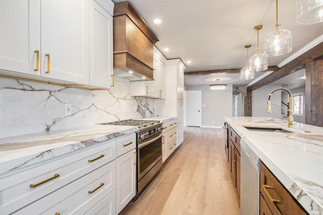 62583 Orange Road, South Bend, IN 46614