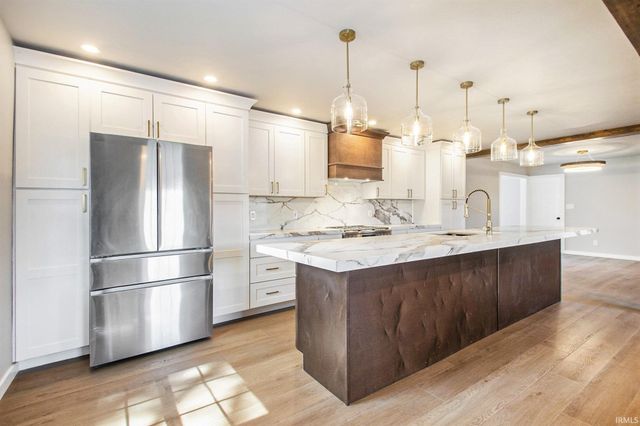 62583 Orange Road, South Bend, IN 46614