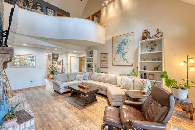 39 Mccracken Cove Road, Hayesville, NC 28904