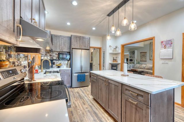 39 Mccracken Cove Road, Hayesville, NC 28904
