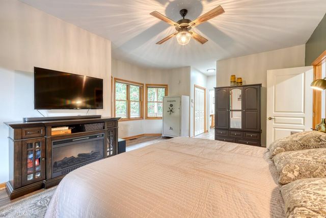39 Mccracken Cove Road, Hayesville, NC 28904