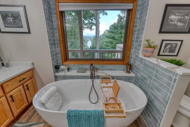 39 Mccracken Cove Road, Hayesville, NC 28904