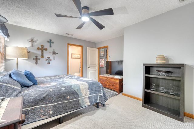 39 Mccracken Cove Road, Hayesville, NC 28904