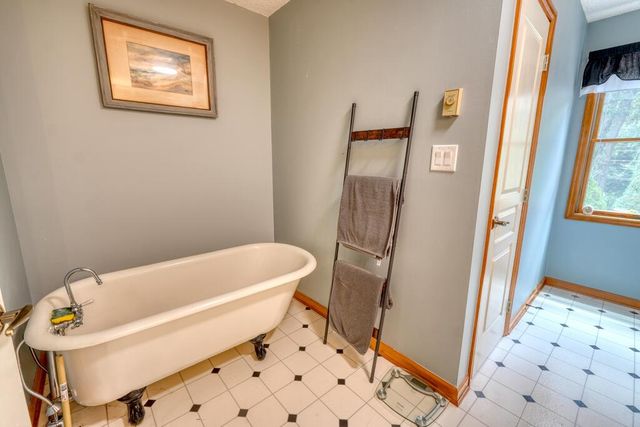 39 Mccracken Cove Road, Hayesville, NC 28904