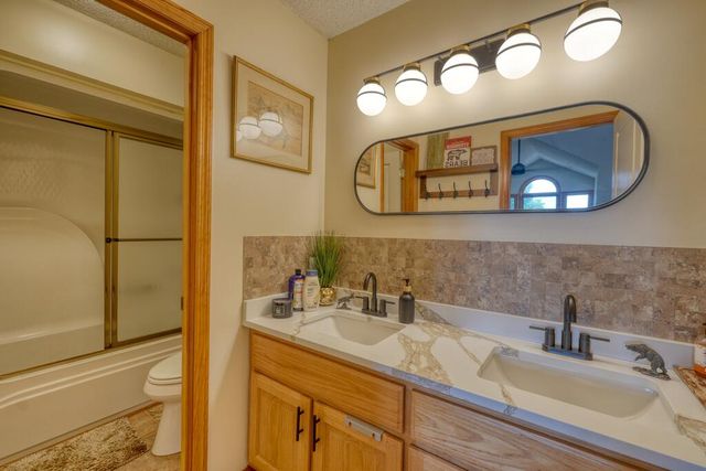 39 Mccracken Cove Road, Hayesville, NC 28904